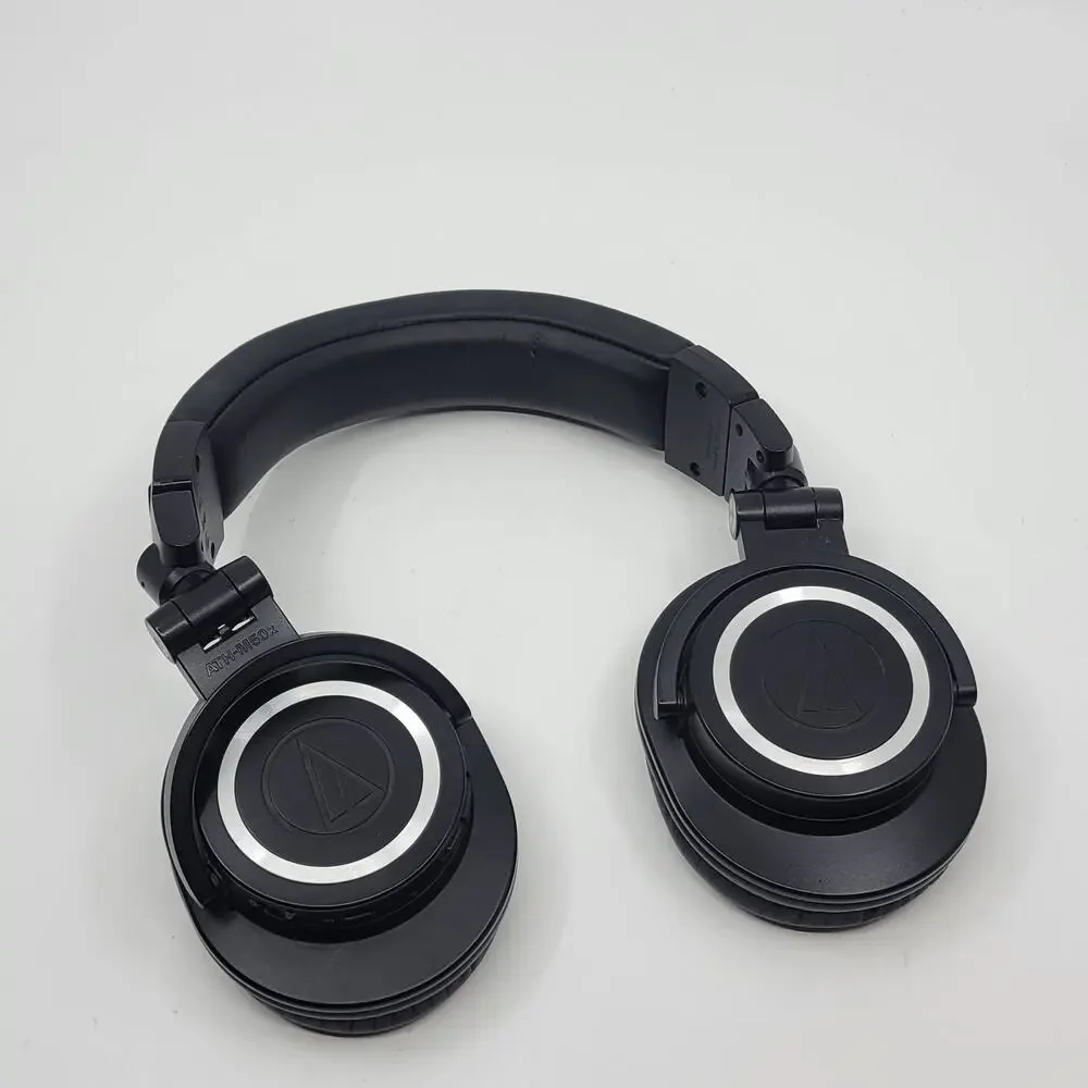 Audio-Technica ATH-M50xBT Professional Studio Monitor Headphones Black